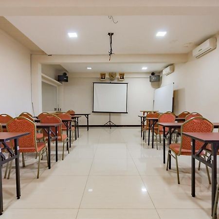 מלון Reddoorz Premium Near Bandung Station מראה חיצוני תמונה